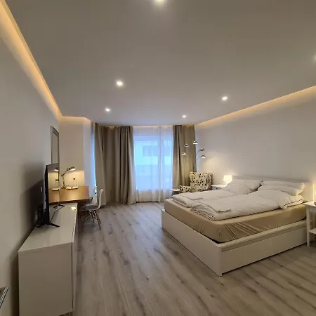 Schoene Im Herzen Von Lägenhet *